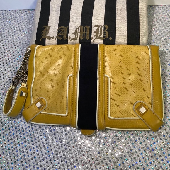 🚫SOLD🚫 - Picture 9 of 11